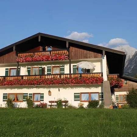 Gaestehaus Bodnerlehen 3*